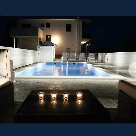 Perkovic Apartment *