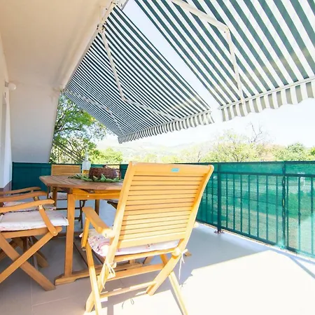 Apartment Perkovic Gustirna